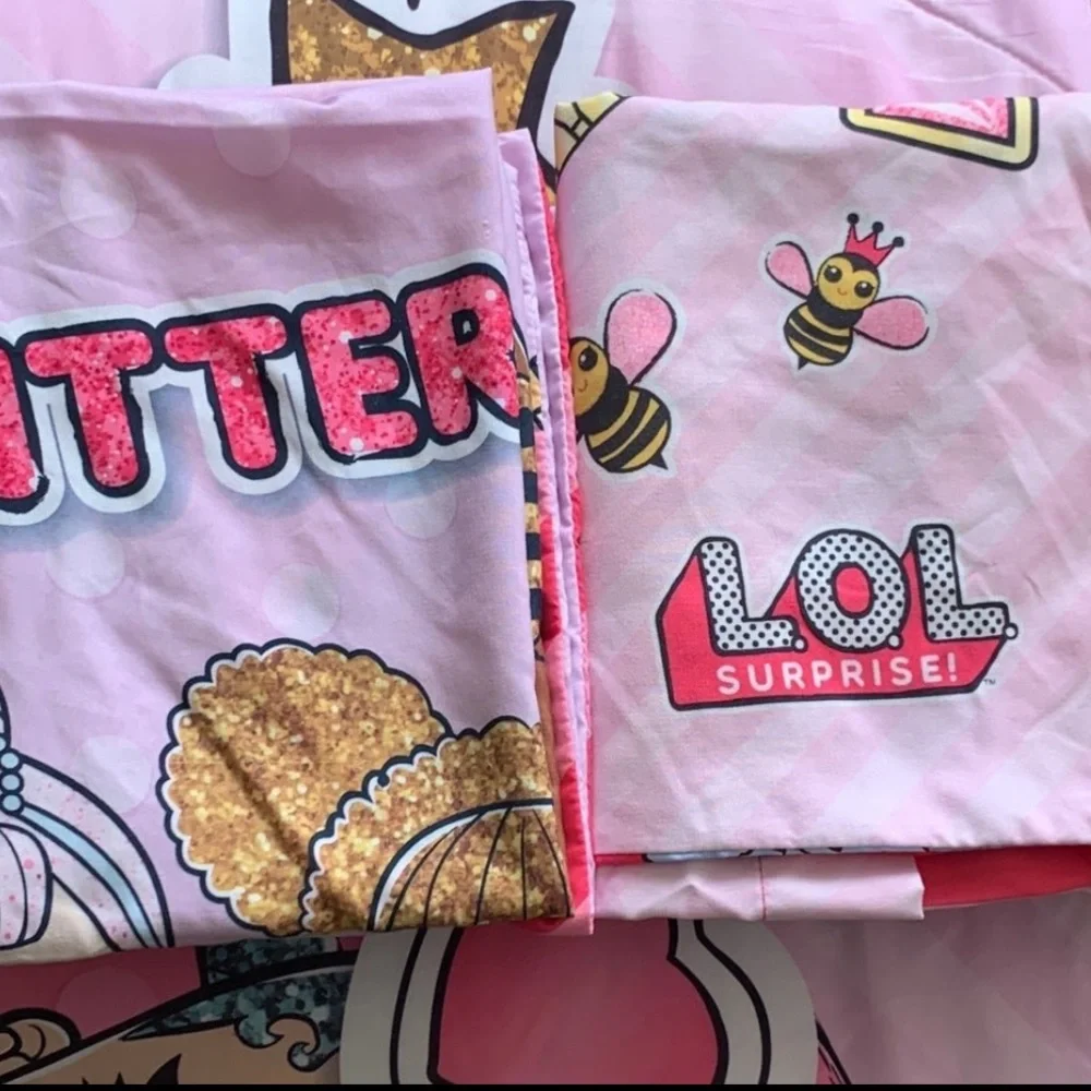 L.O.L. Surprise! Twin Glitterful Comforter Bundle Set